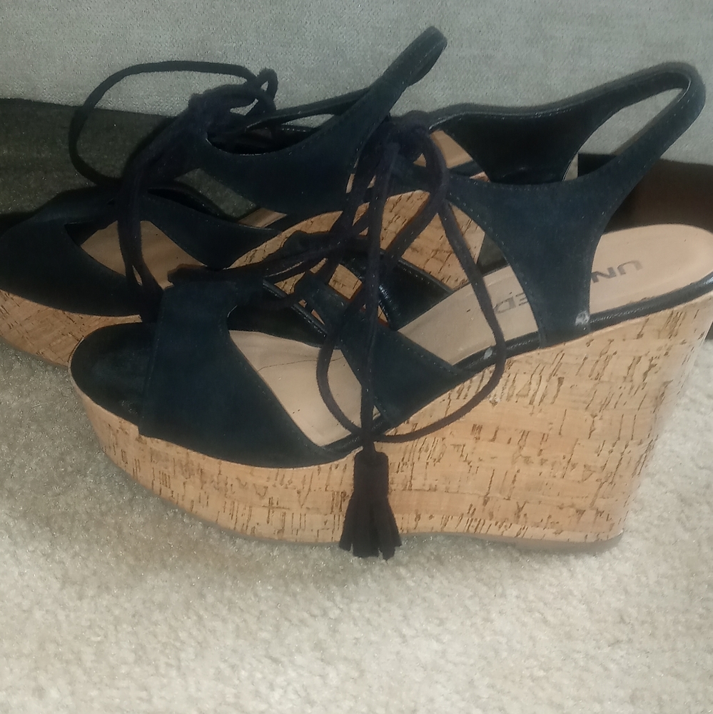 Shoes, black wedge, size 8M, Unr8ed